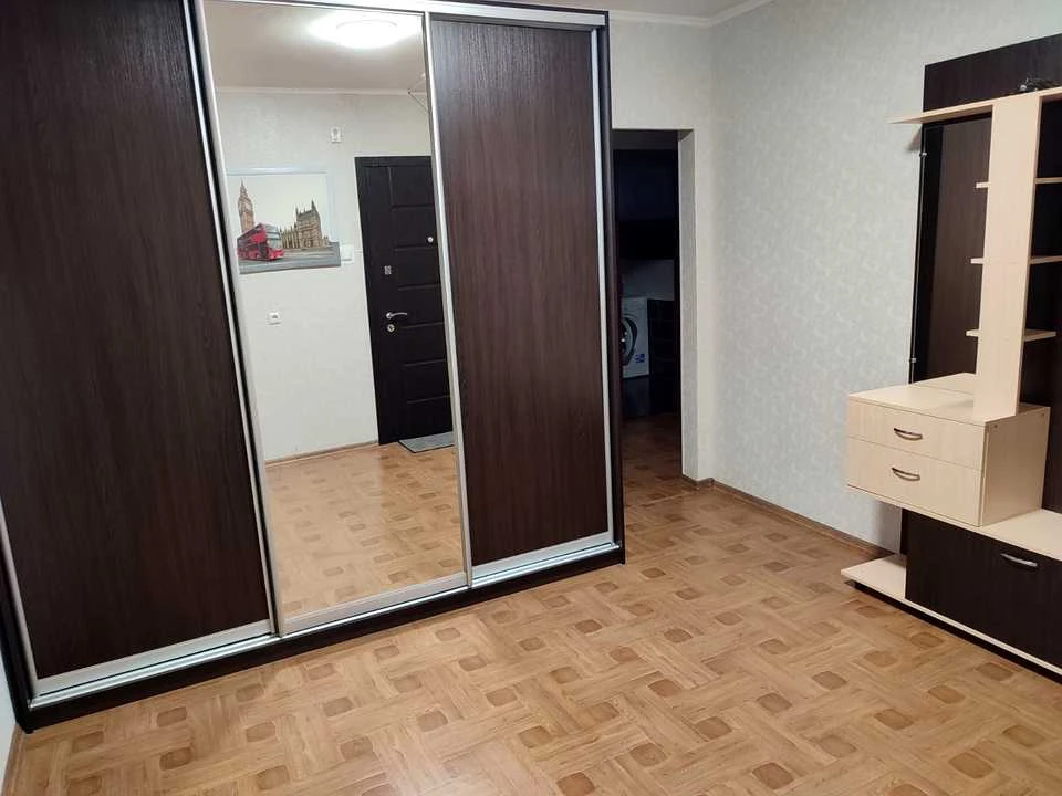 Квартира. Київ, Ясинуватський пров.