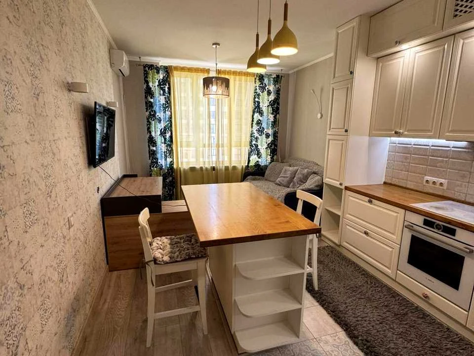 Квартира. Київ, Самійла Кішки вул.