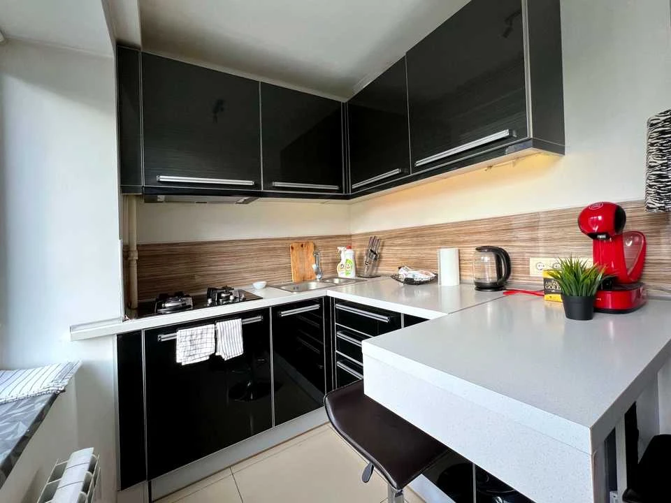 Apartment. Kyiv, Entuziastiv St.