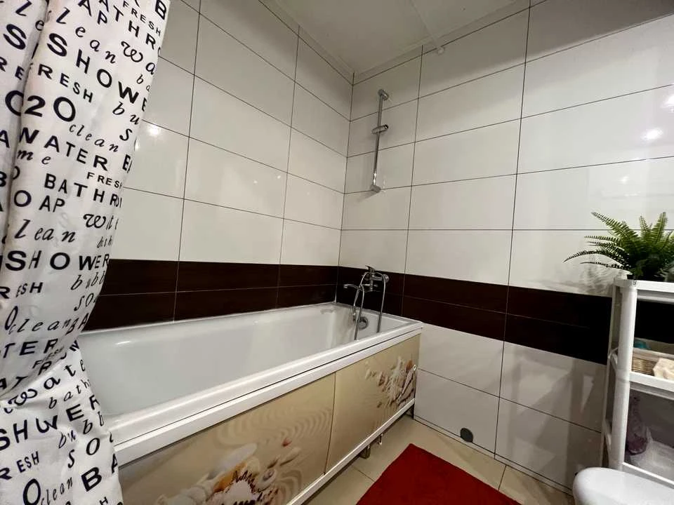 Apartment. Kyiv, Entuziastiv St.