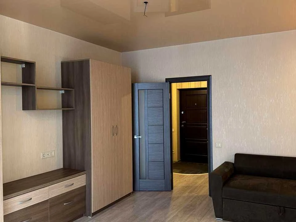 Apartment. Kyiv, Dragomanova St.