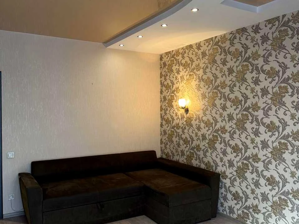 Apartment. Kyiv, Dragomanova St.