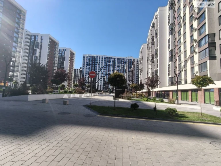 Apartment on the Banks