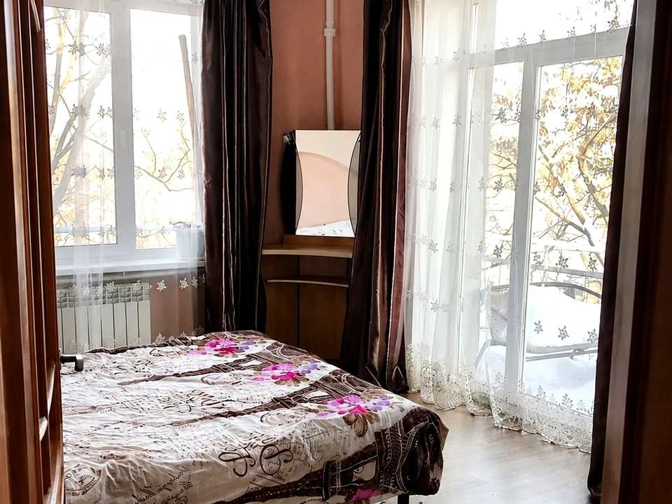Apartment. Kharkiv, Myronositska St.
