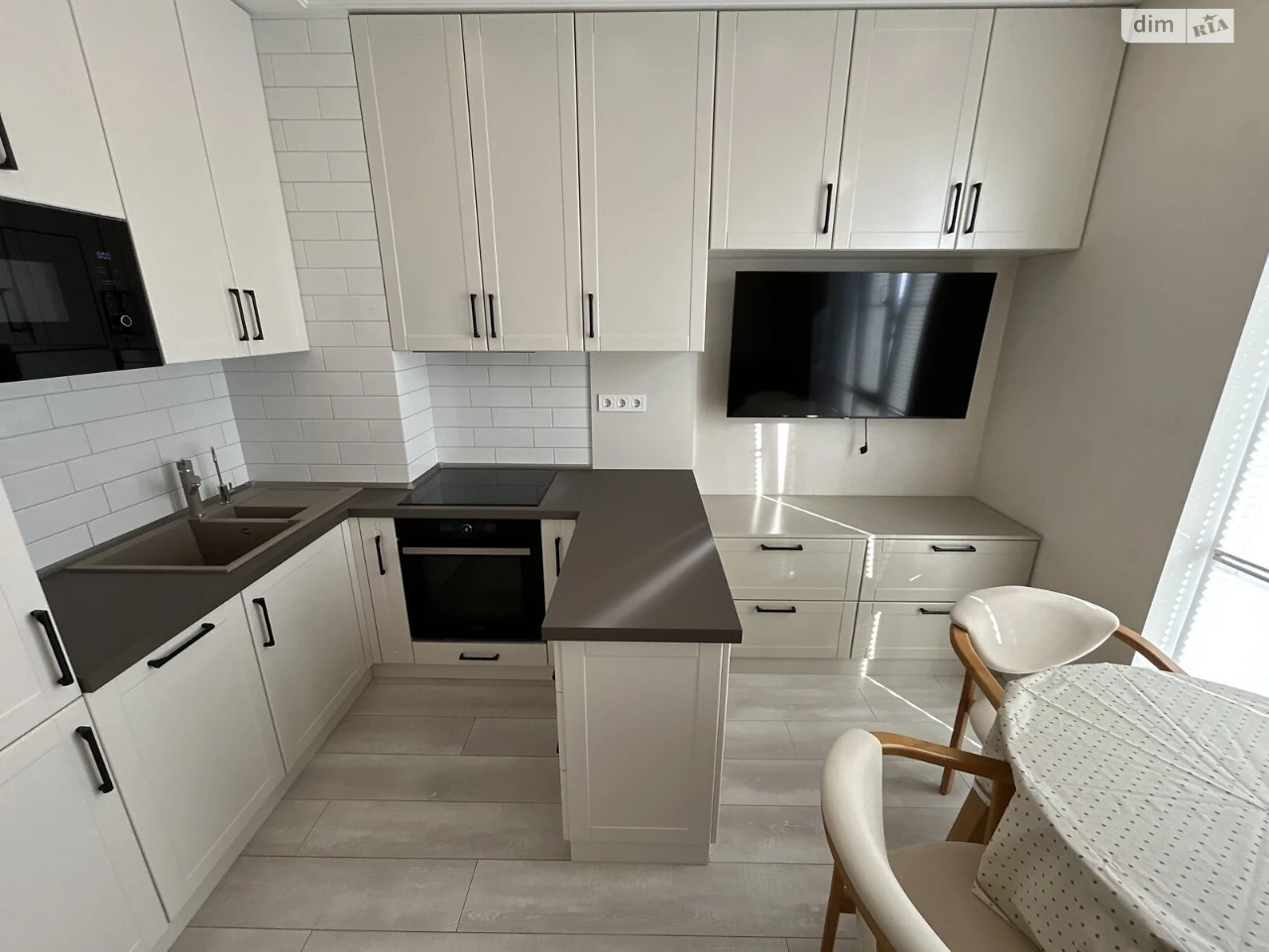 Long Term Rental Apartment Holosiiv