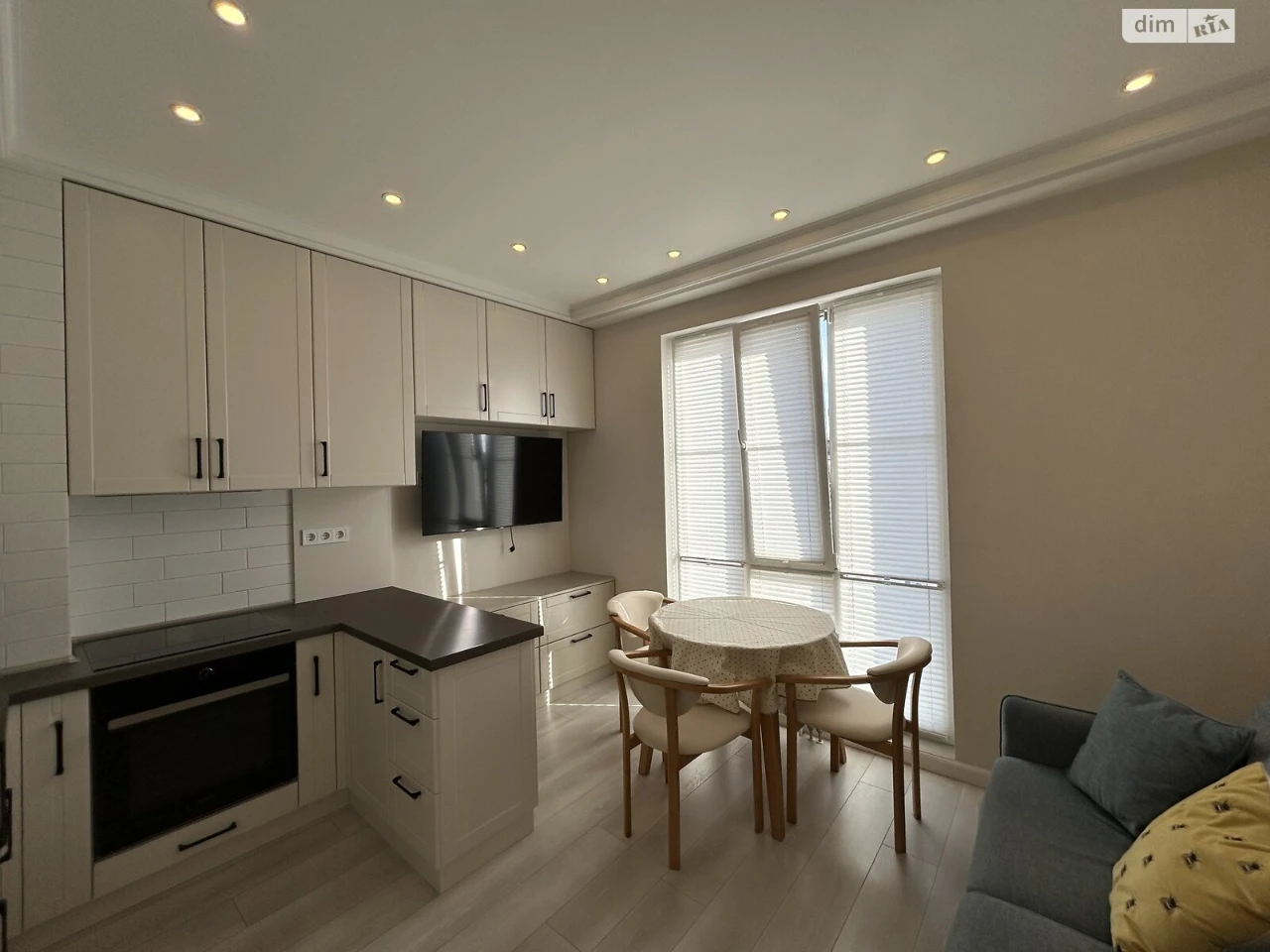 Long Term Rental Apartment Holosiiv