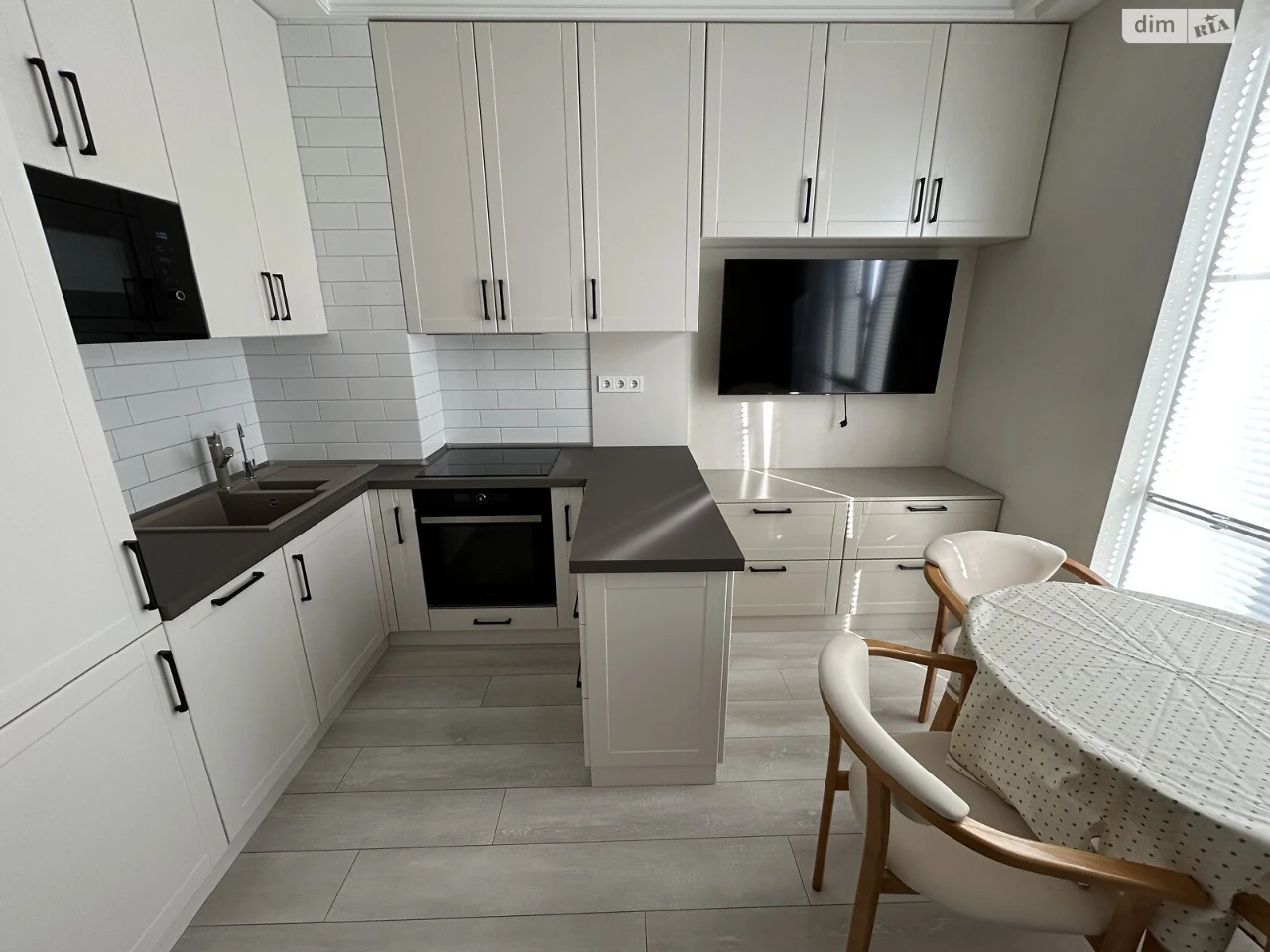 Long Term Rental Apartment Holosiiv