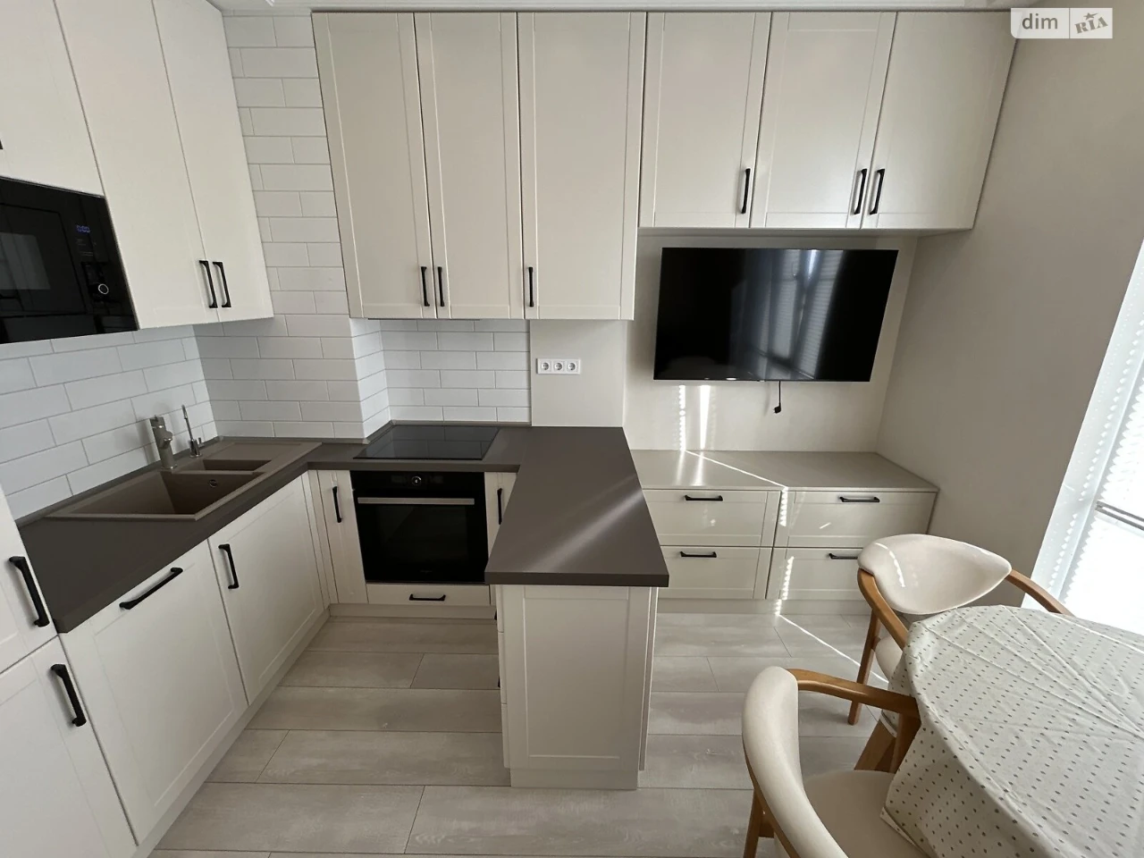 Long Term Rental Apartment Holosiiv