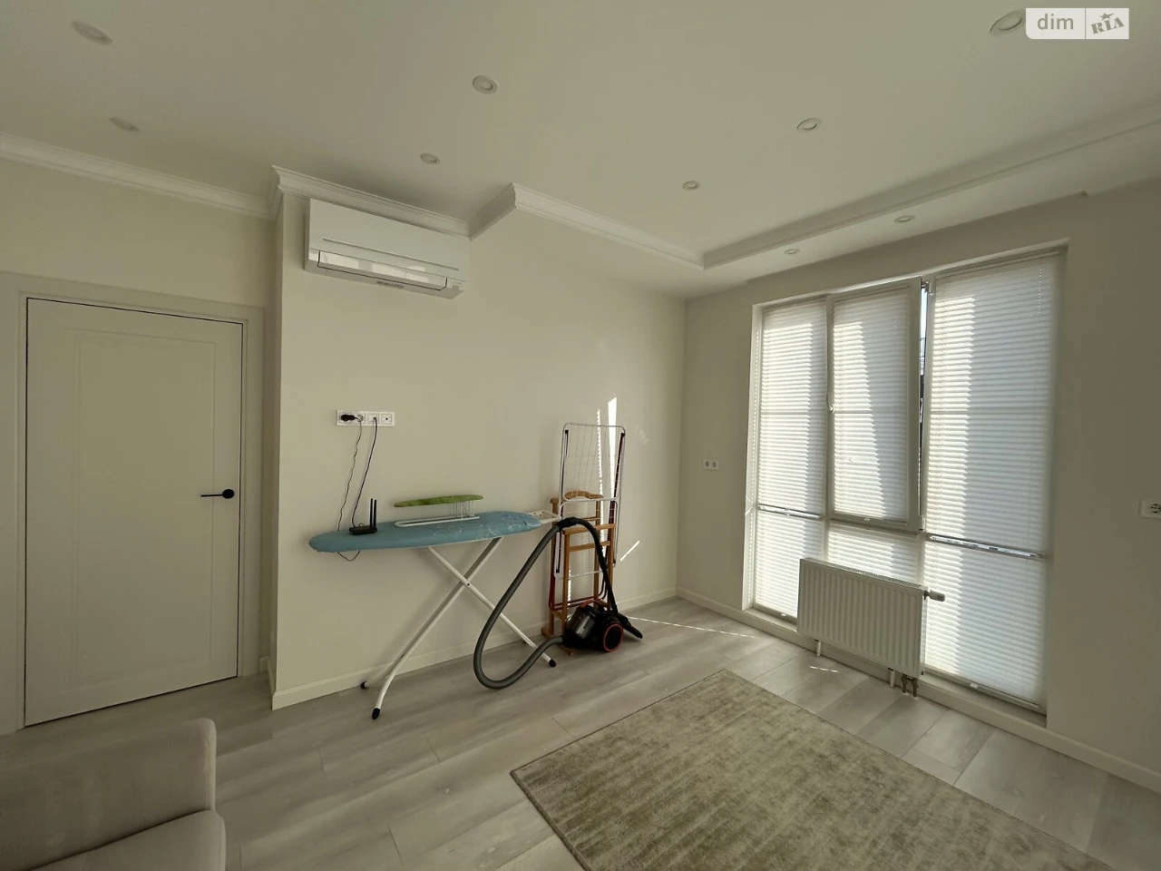 Long Term Rental Apartment Holosiiv