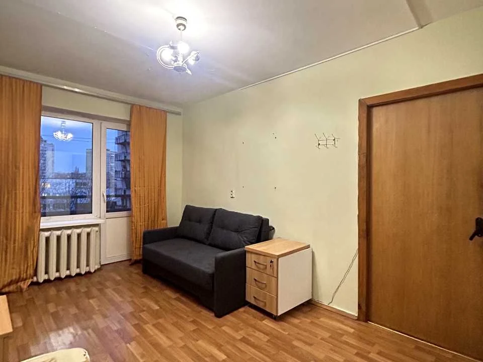Apartment. Kyiv, Olphonsky Prospect.