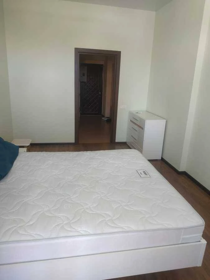 For Rent Long-Term 2-room apartment in Kyiv, Pecherskyi, Eugene Kon