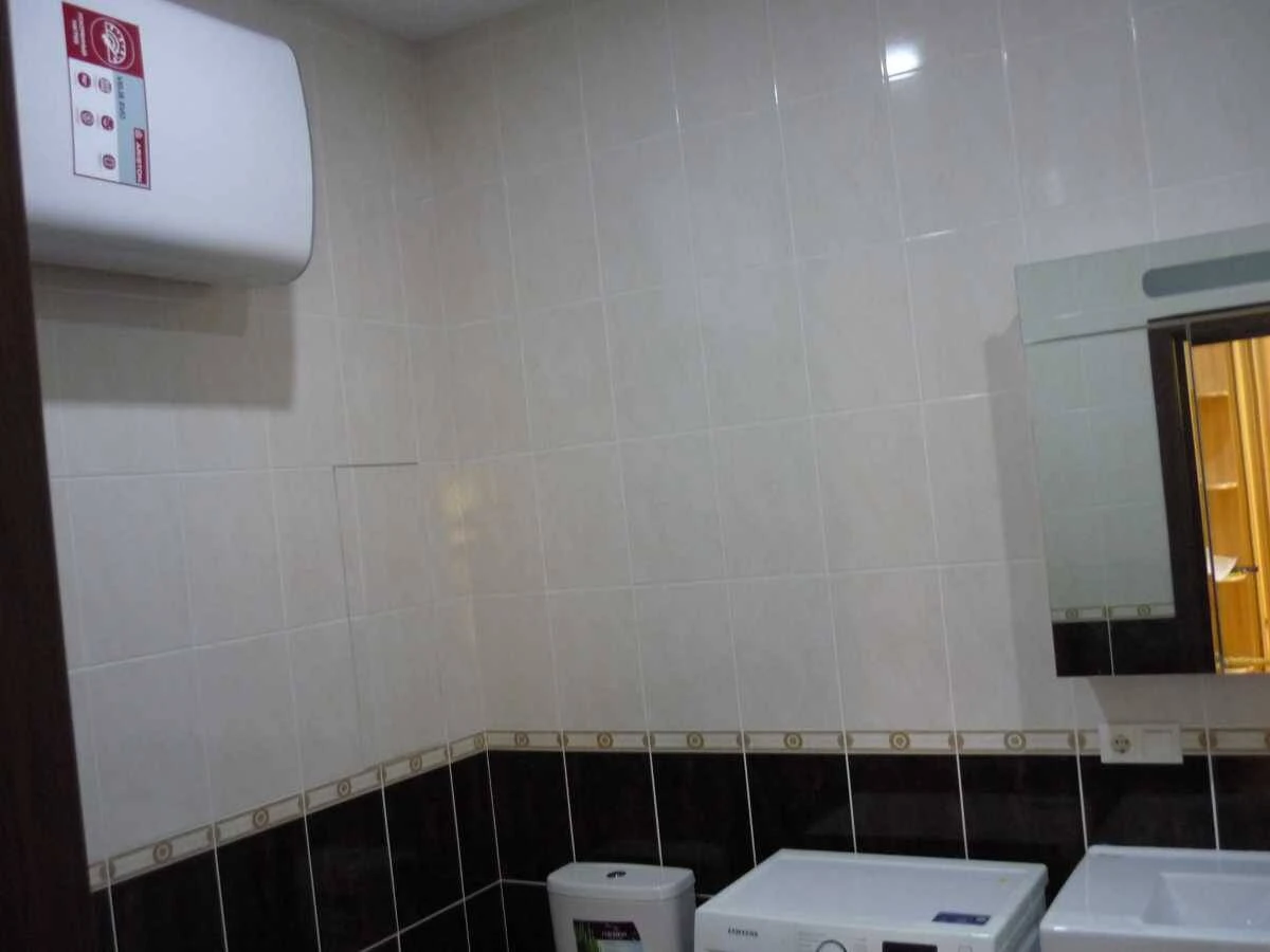 For Rent Long-Term 2-room apartment in Kyiv, Pecherskyi, Eugene Kon