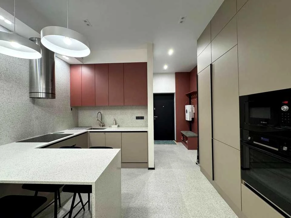 Apartment. Kyiv, Holosiivsky Prospect.