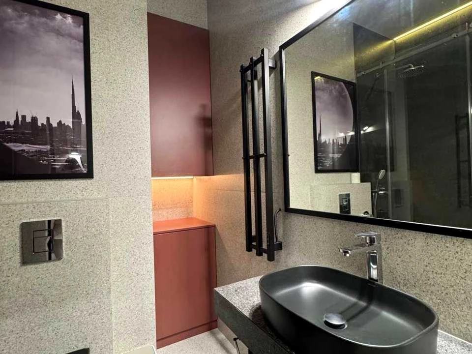Apartment. Kyiv, Holosiivsky Prospect.
