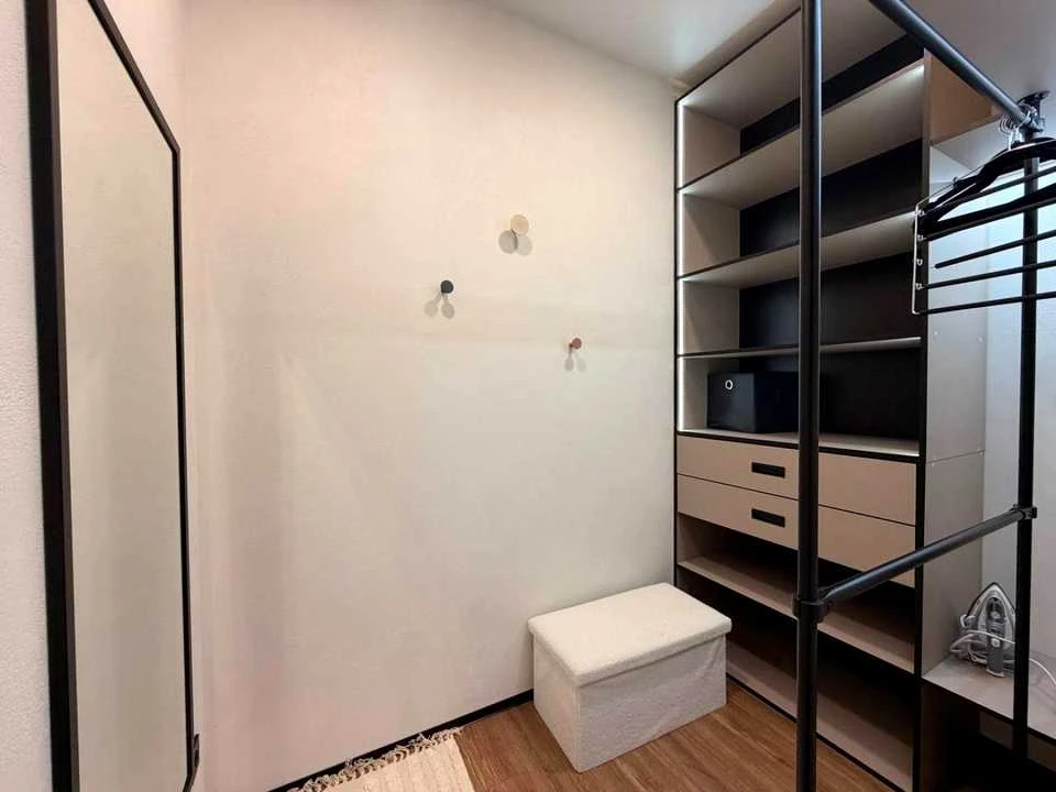 Apartment. Kyiv, Holosiivsky Prospect.