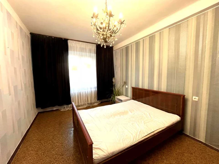 Apartment. Kyiv, Obolonsky Prospect.