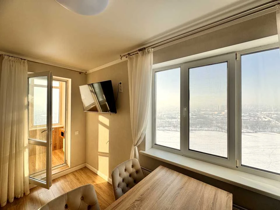 Apartment. Kyiv, Obolon Sky Avenue.