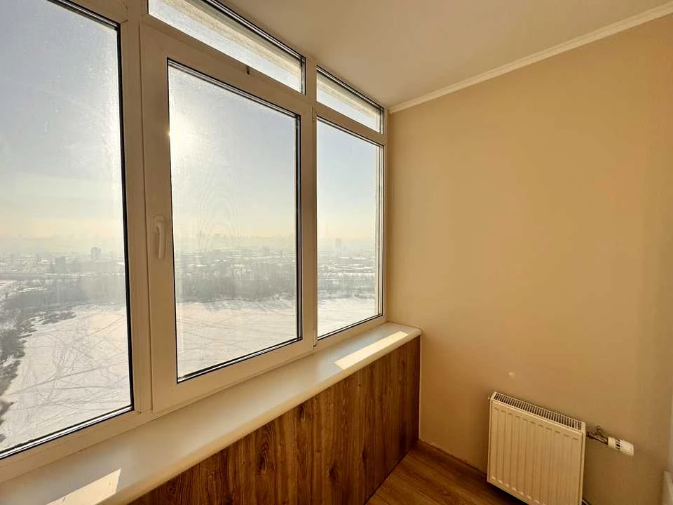 Apartment. Kyiv, Obolon Sky Avenue.