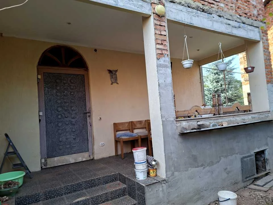 House. Львів, Глинянський Тракт St.