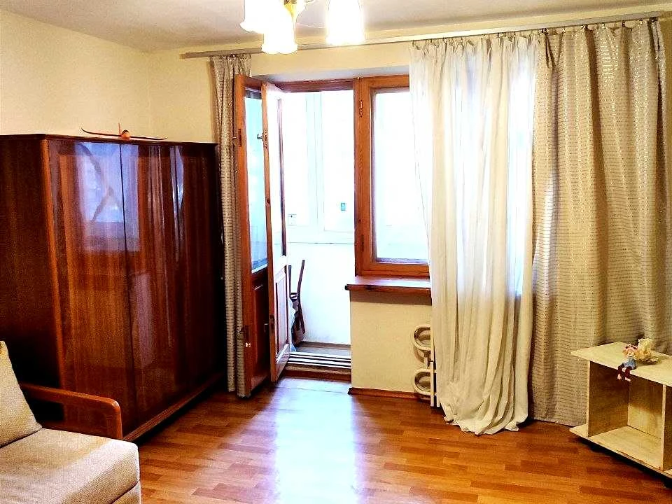 Apartment. Kharkiv, Olega Gromadskogo Street.