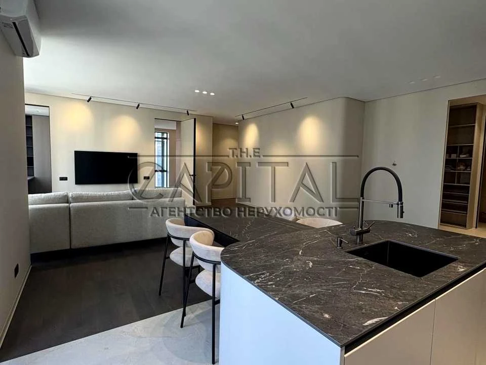 Apartment. Kyiv, Andriy Verkholyda St.