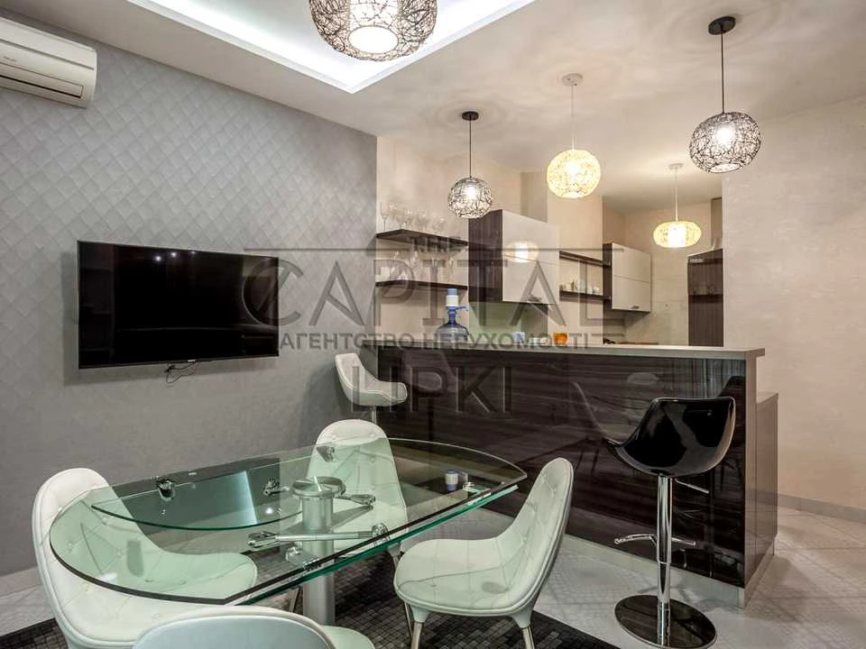 Apartment. Kyiv, Andriy Verkholyda St.