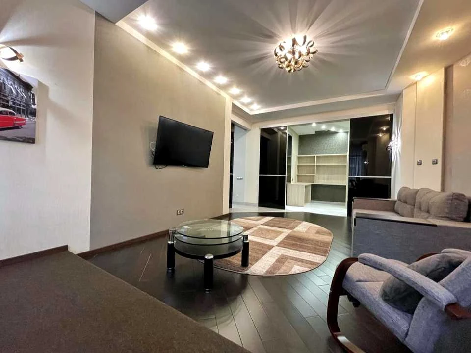 Apartment. Kyiv, Andriy Verkholyda St.