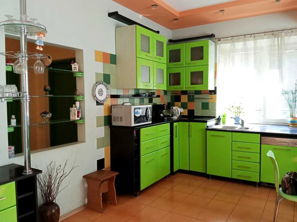 House. Kharkiv, Teslyarsky Vyz