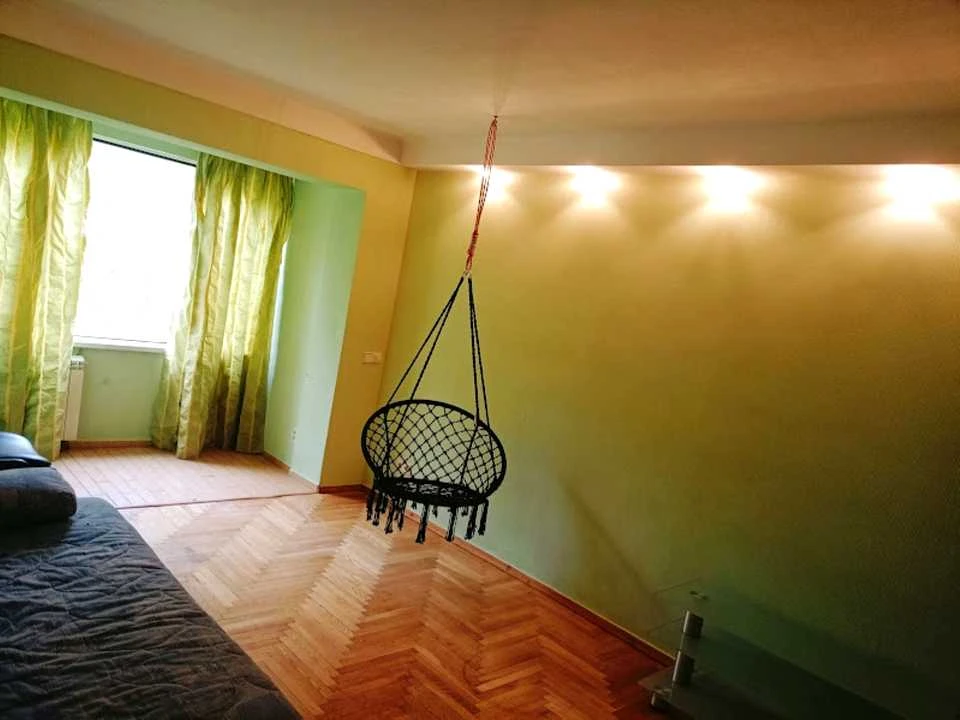 Apartment. Kyiv, Parkovo-Syretska St.