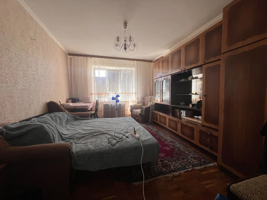 Продам 2-кімн. квартиру вул.Харківське шосе, 65 (Київ Дарниц