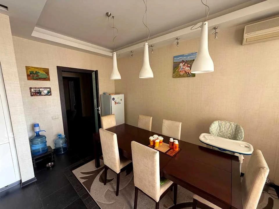 Apartment. Kyiv, Staronadniczka St.