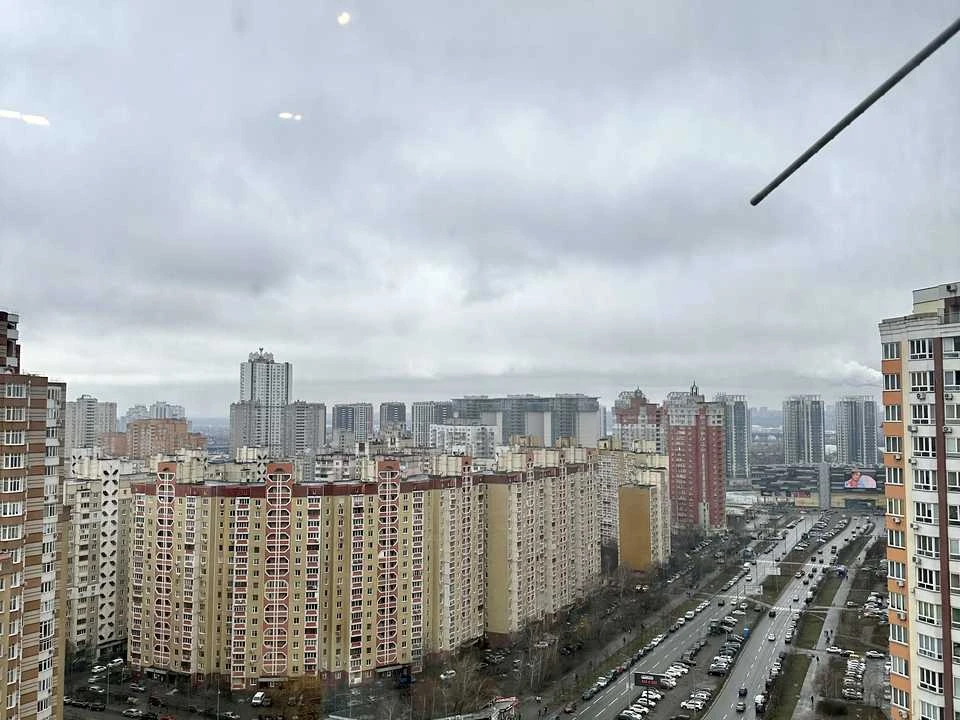 Квартира. Київ, Анни Ахматової вул.