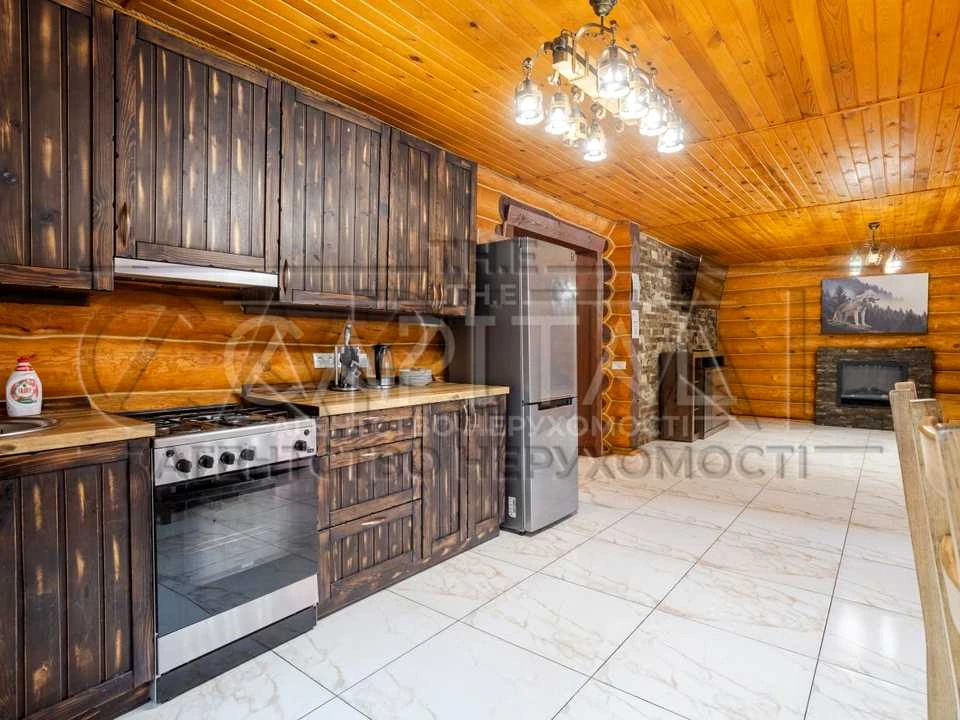 Дом. Киев, проспект Квитки-Основ'яненка