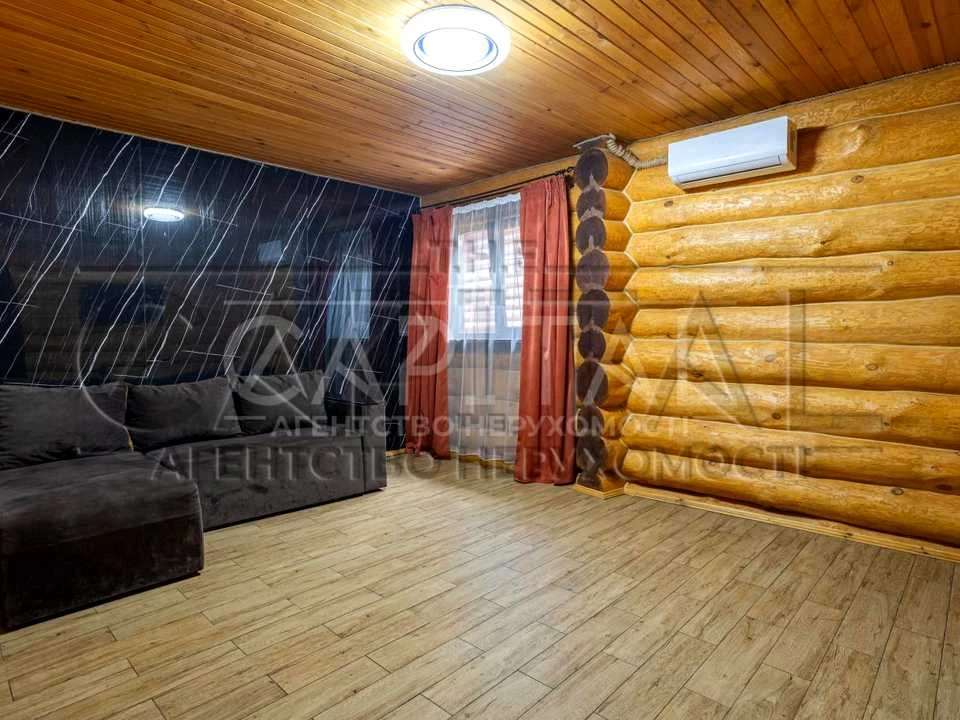 Дом. Киев, проспект Квитки-Основ'яненка