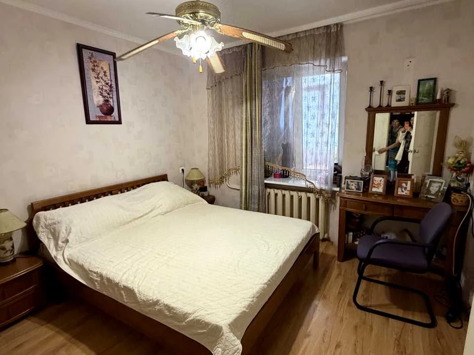 Apartment. Zaporizhya, Chumachenka Street.