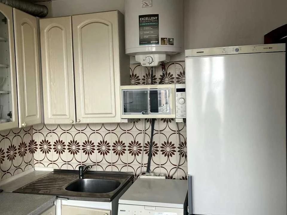 Apartment.  Mykropolyta Vasyl Lepiksky St.