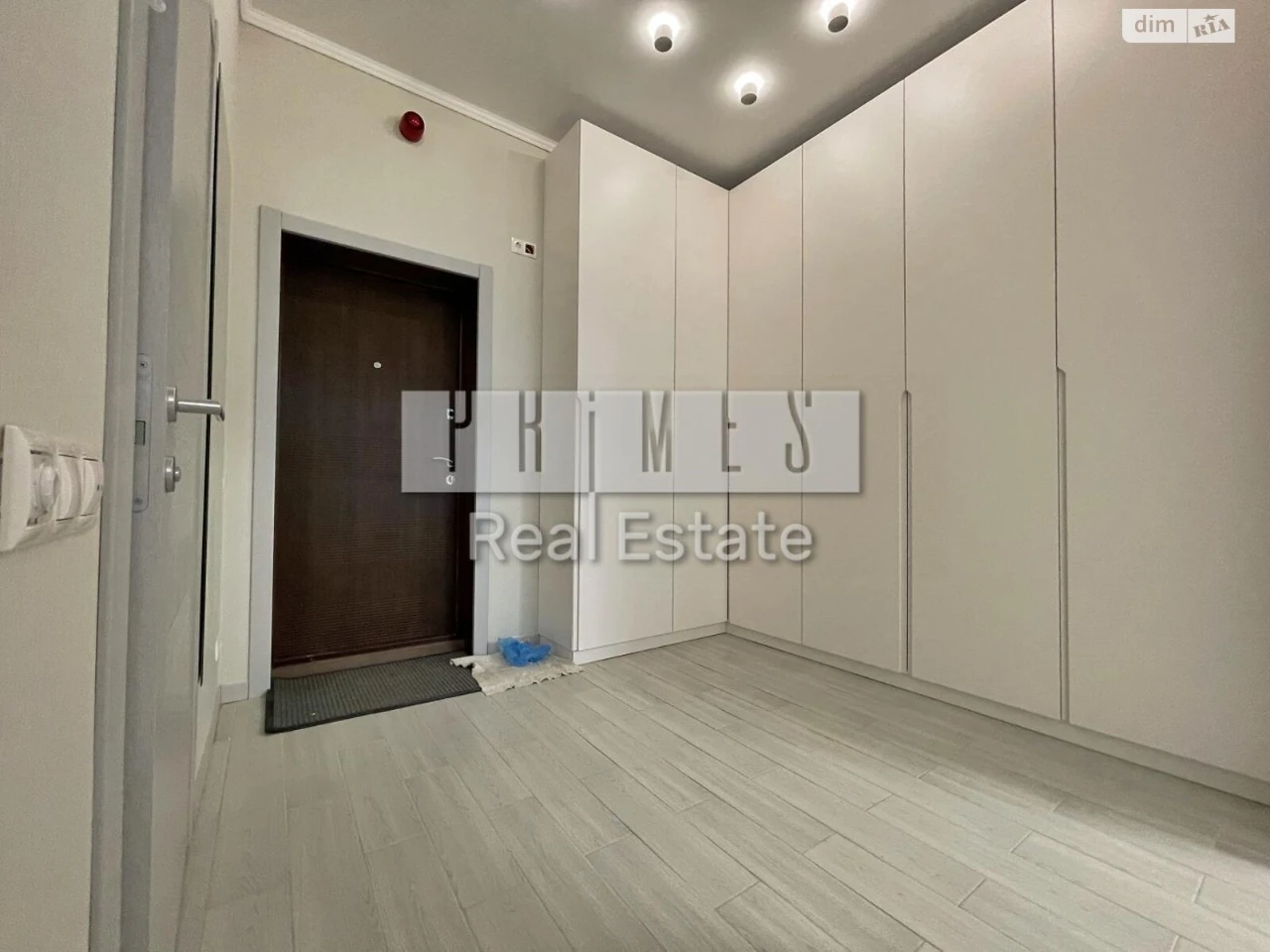 Long-Term Rental Apartment Chorna Hora