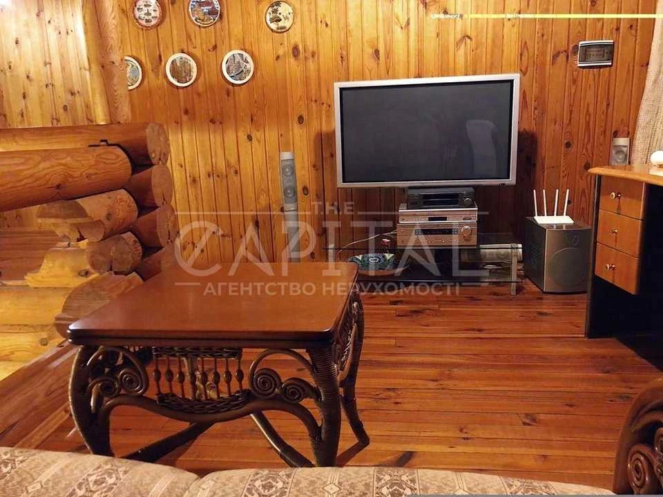 Дом. Киев, улица Энтузиастов