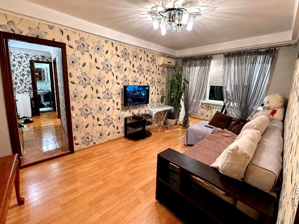 Apartment. Kyiv, Olega Mudracha St.