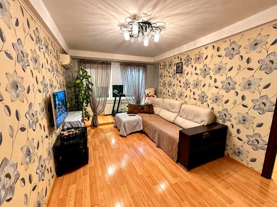 Apartment. Kyiv, Olega Mudracha St.
