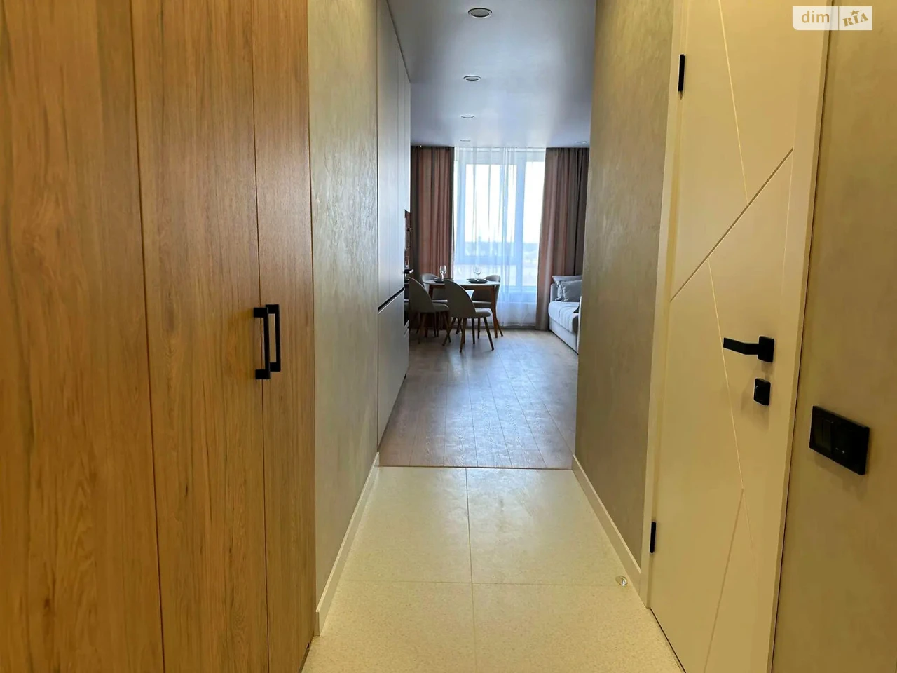 Long-Term Rent One-Bedroom Apartment Podilsky