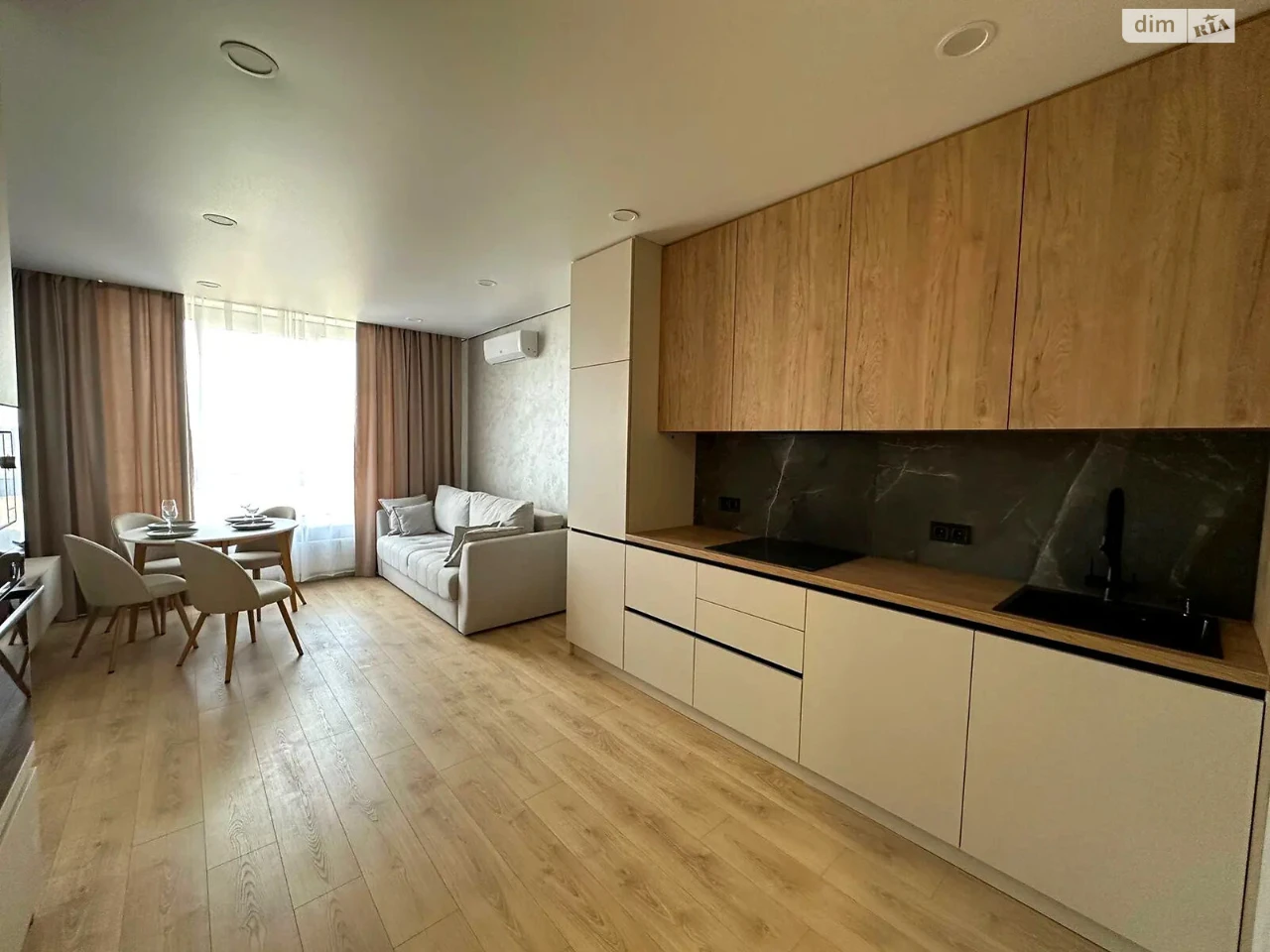 Long-Term Rent One-Bedroom Apartment Podilsky