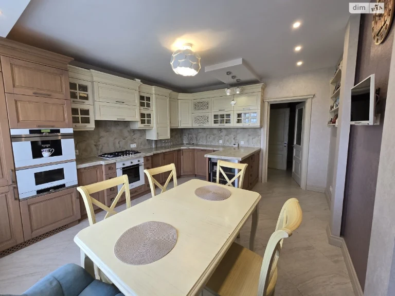Apartment for Sale in Pasichna