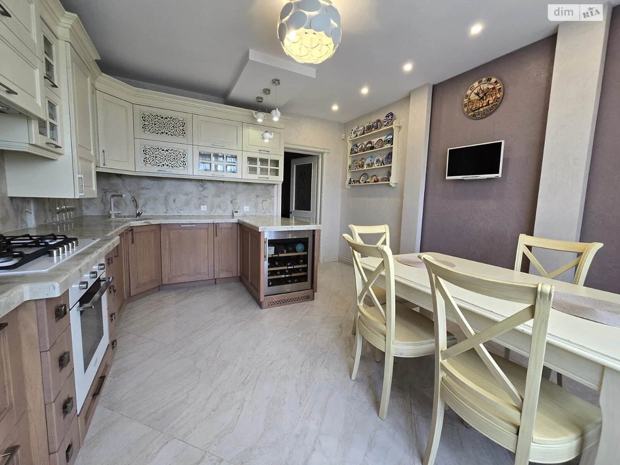Apartment for Sale in Pasichna