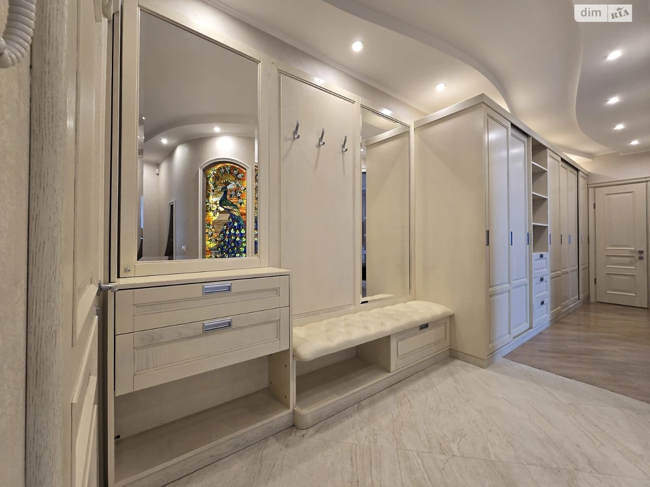 Apartment for Sale in Pasichna