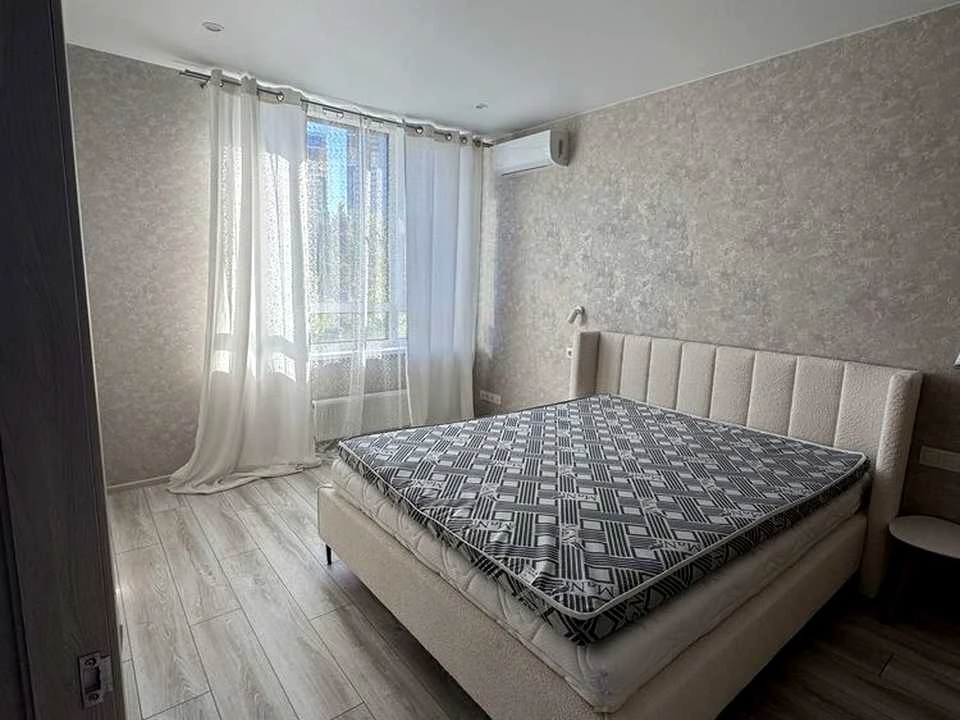 Квартира. Киев, улица Родины Кистяковских