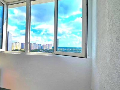 Apartment. Kyiv, Dniprovska naberezhna St.