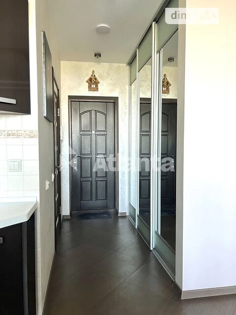 Long-term rental of a 1-room apartment on St. Stepan Rudnicky