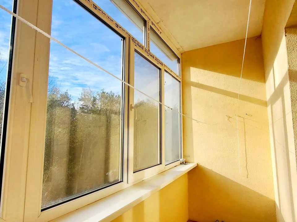 Квартира. Київ, Українського Відродження вул.