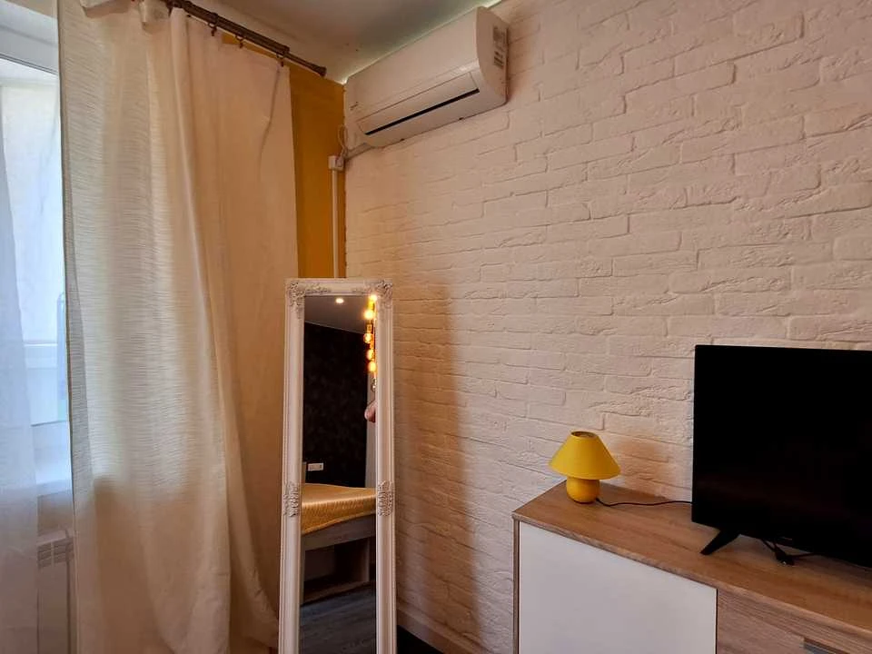 Apartment. Kyiv, Demіїvska St.